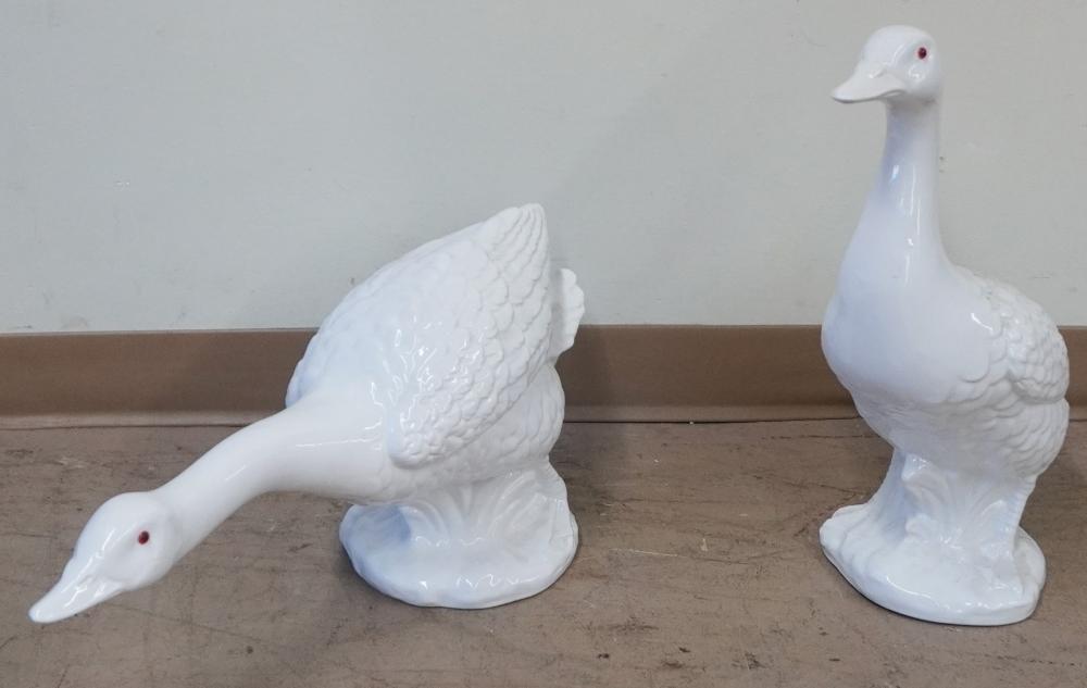 TWO CERAMIC FIGURES OF GEESE H 2e529b