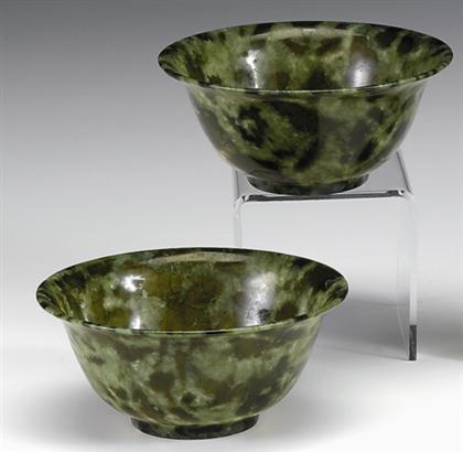 Pair of Chinese mottled jade bowls 4a1ec