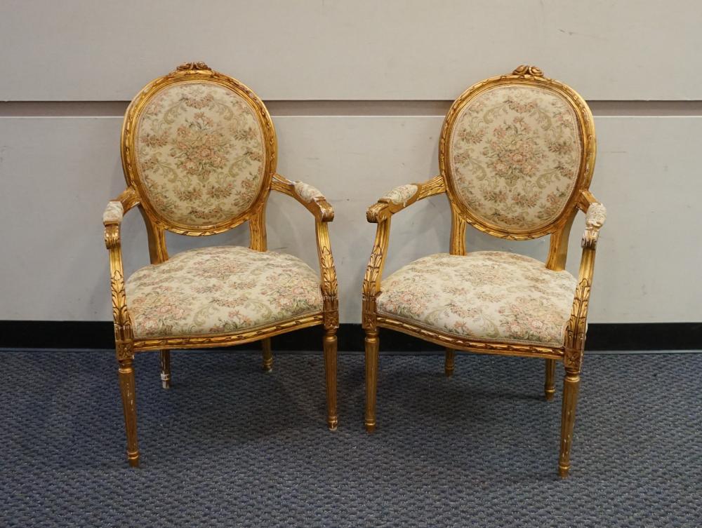 PAIR OF LOUIS XVI STYLE GILT GESSO