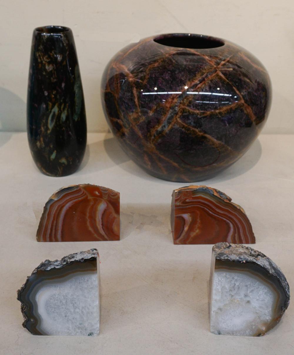 TWO POLISHED STONE VASES AND TWO 2e54d6