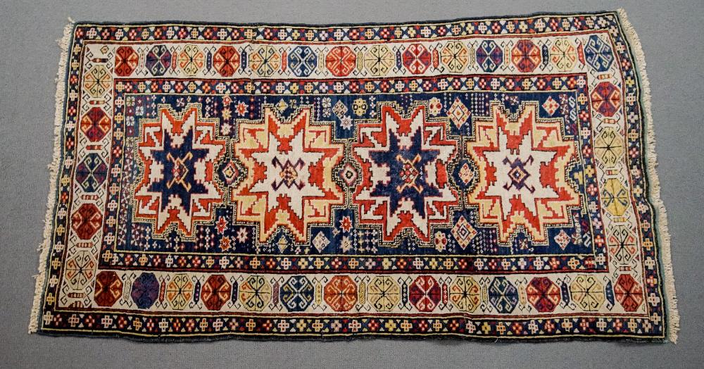 CAUCASIAN LESGHI RUG EARLY 20TH 2e558d