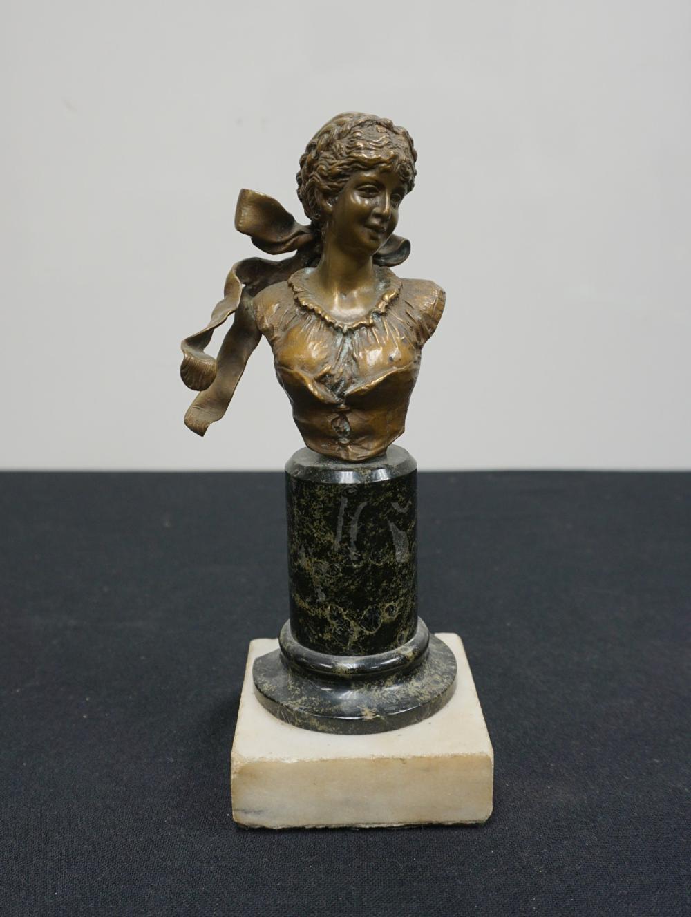 BRONZE HALF LENGTH BUST OF A WOMAN