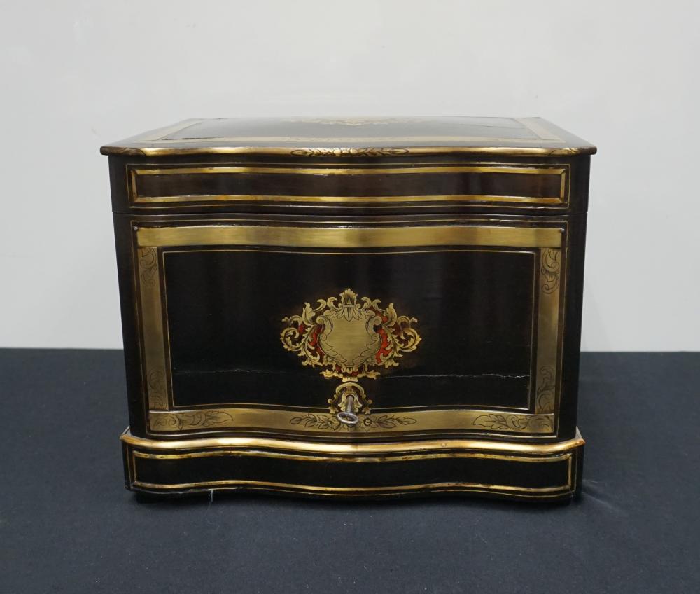 NAPOLEON III BOULLE AND BRASS INLAID