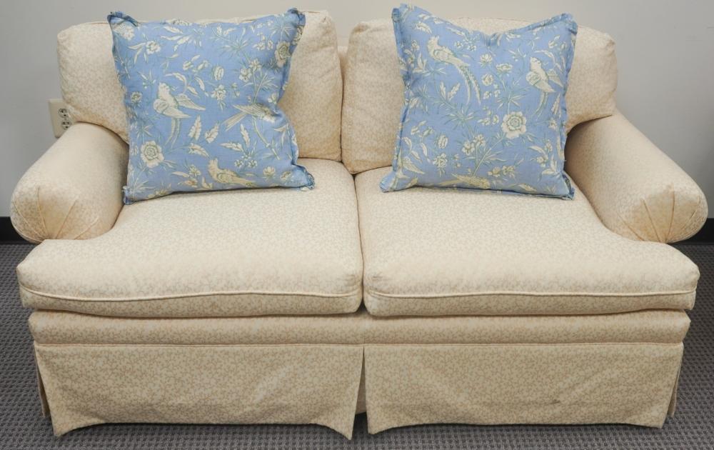 BEACHLEY YELLOW FLORAL UPHOLSTERED 2e575b