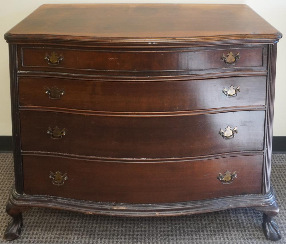 CHIPPENDALE STYLE MAHOGANY SERPENTINE-FRONT