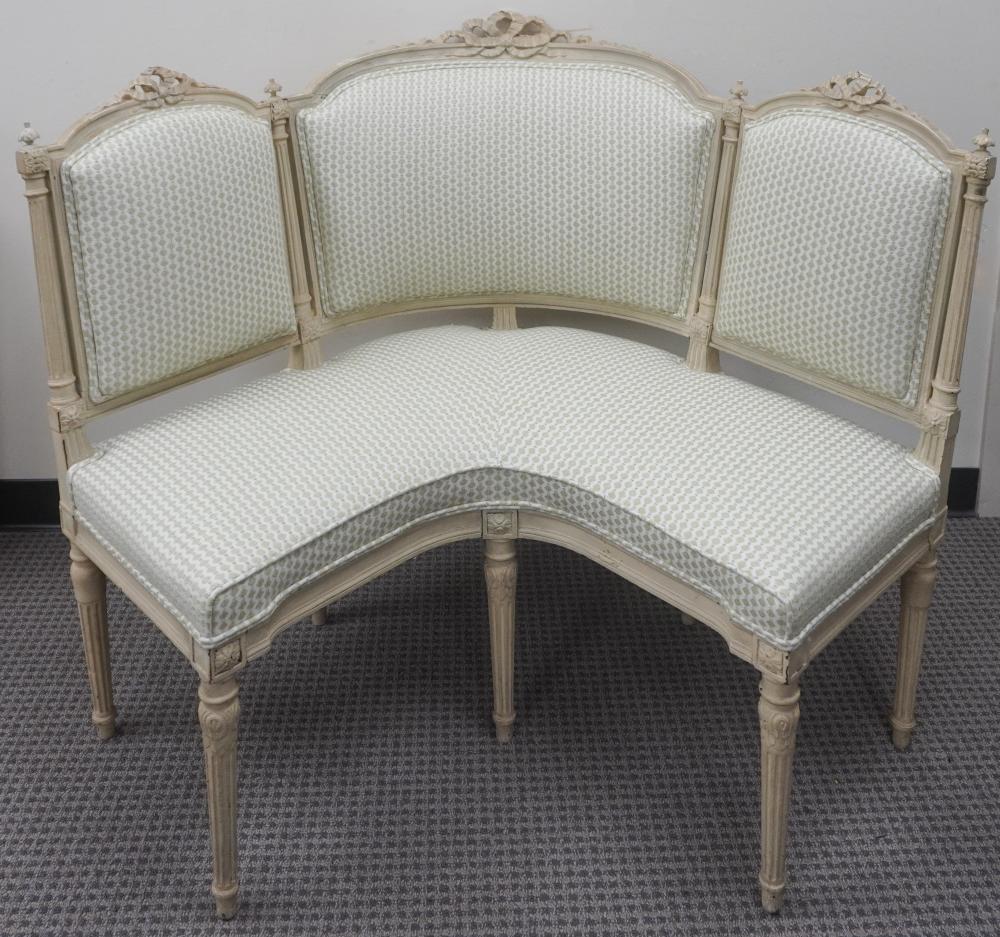 LOUIS XVI STYLE CREAM PAINTED FRUITWOOD 2e57b2