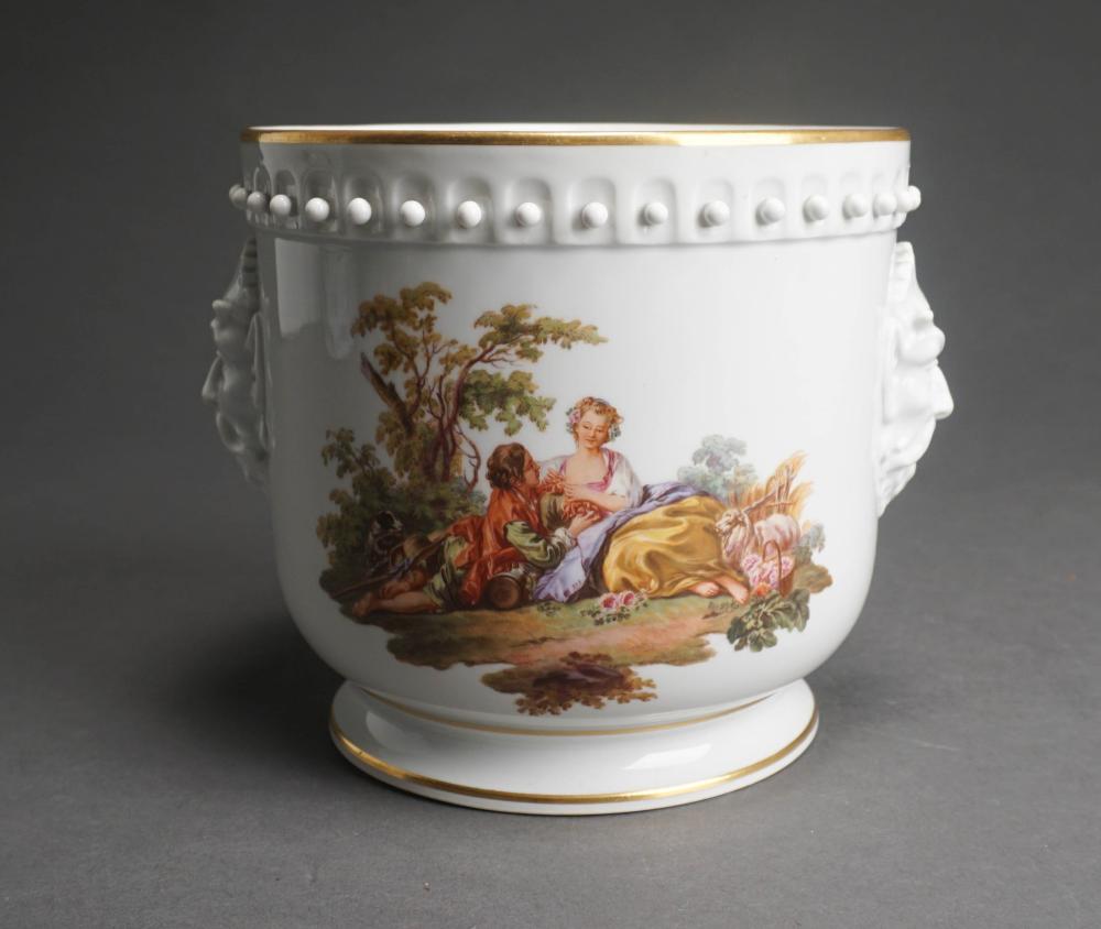 MEISSEN PARTIAL GILT AND HAND PAINTED