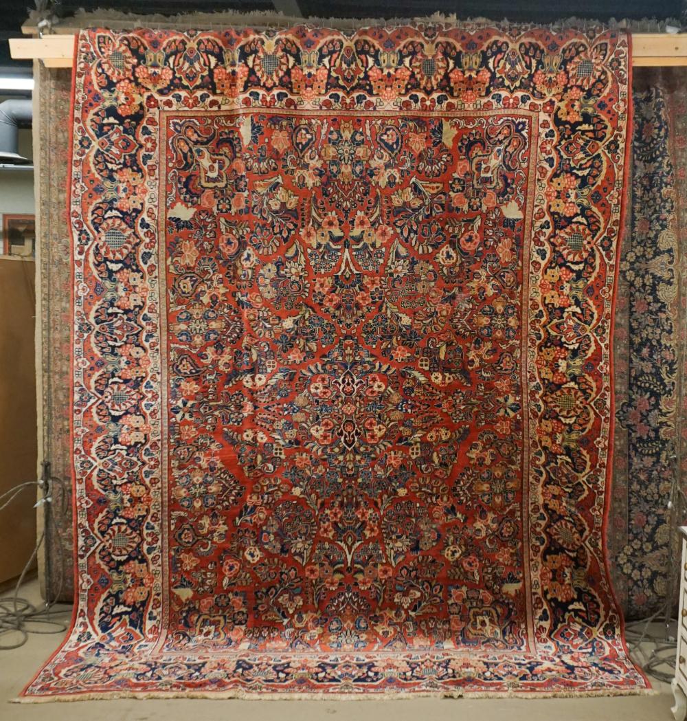 SAROUK RUG 11 FT 7 IN X 8 FT 8