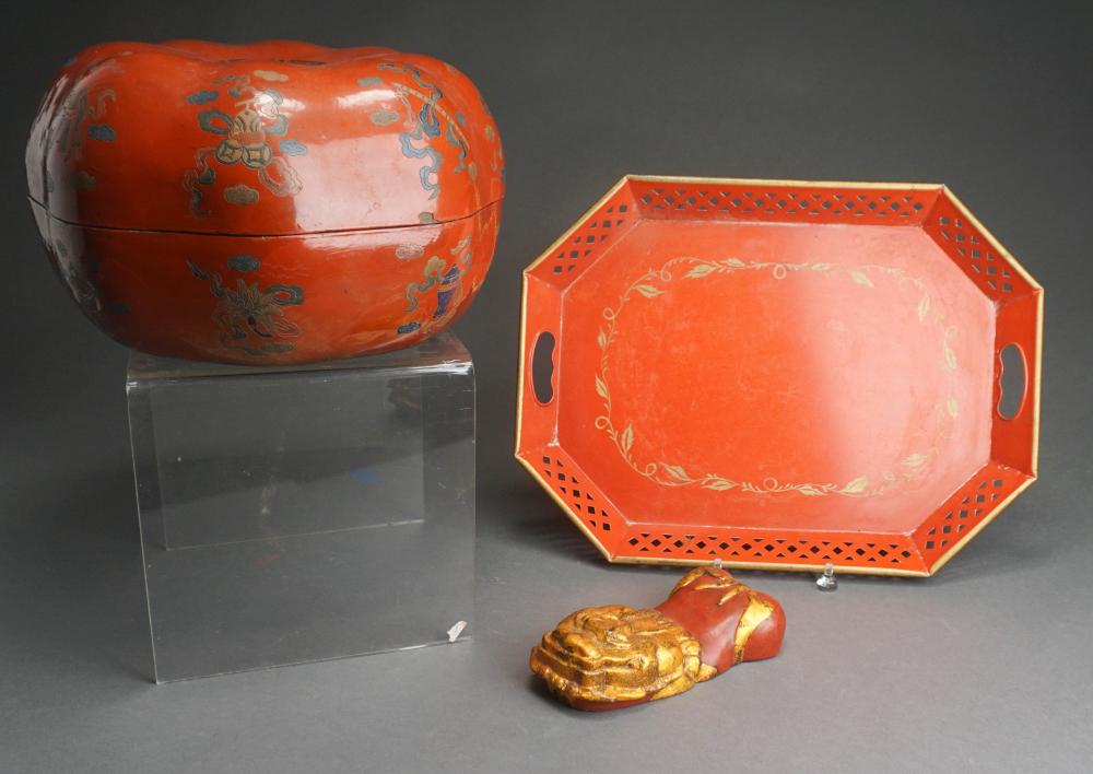 CHINESE LACQUERED GOURD FORM BOX 2e5980