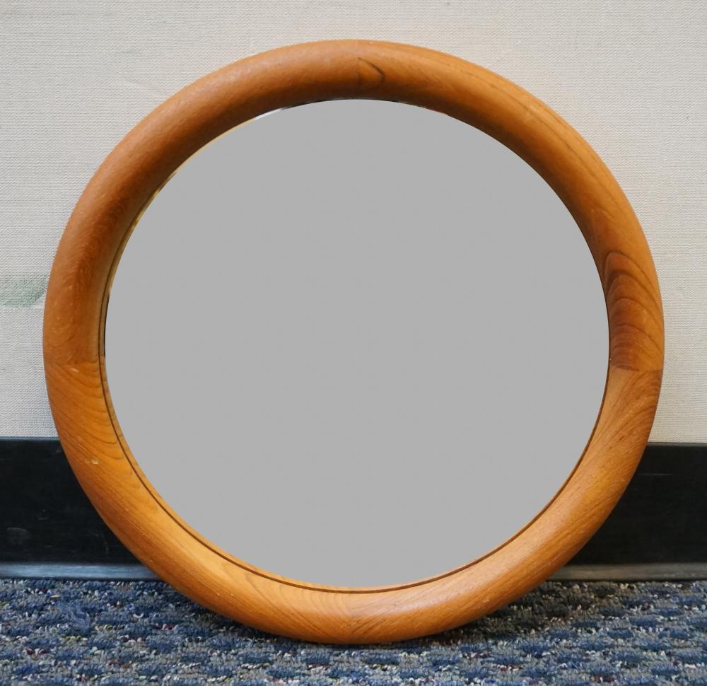 MID-CENTURY MODERN TEAK ROUND MIRROR,