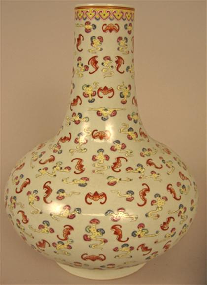 Chinese porcelain 'bat' enameled
