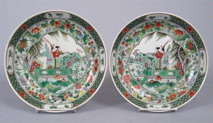 Pair of Chinese famille rose plates 4a2bc