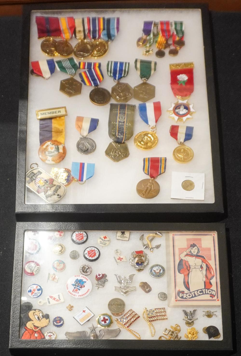 COLLECTION OF MILITARY AND OTHER 2e5c46