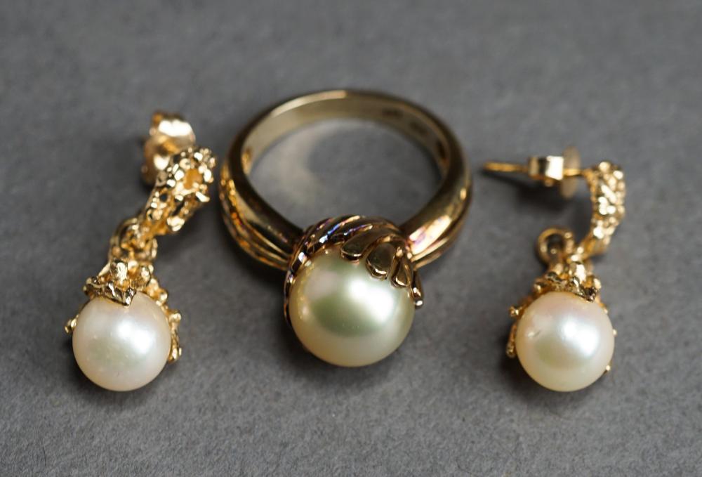 14 KARAT YELLOW GOLD AND PEARL 2e5c9a