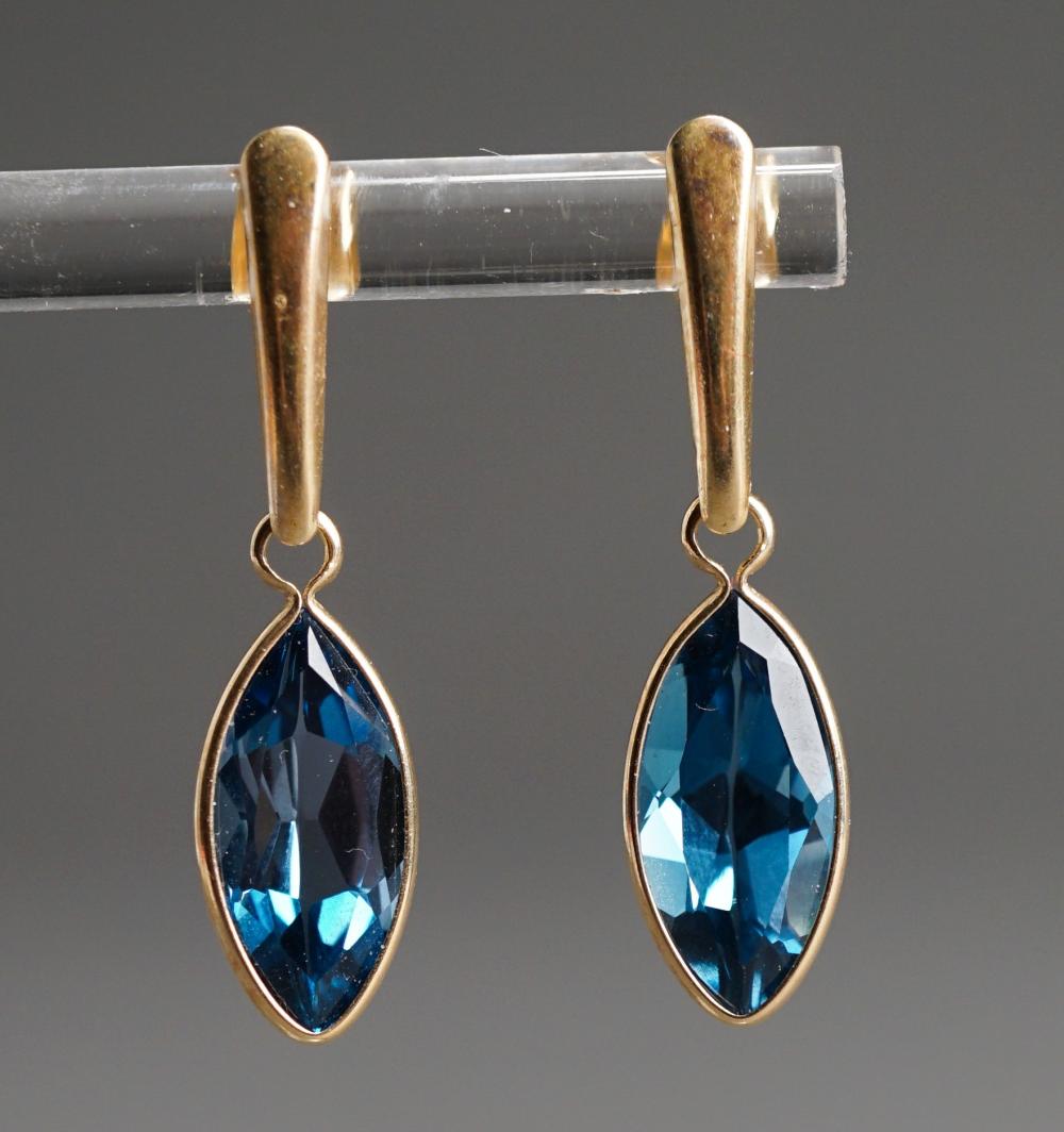 PAIR 14 KARAT YELLOW GOLD AND BLUE 2e5ca7