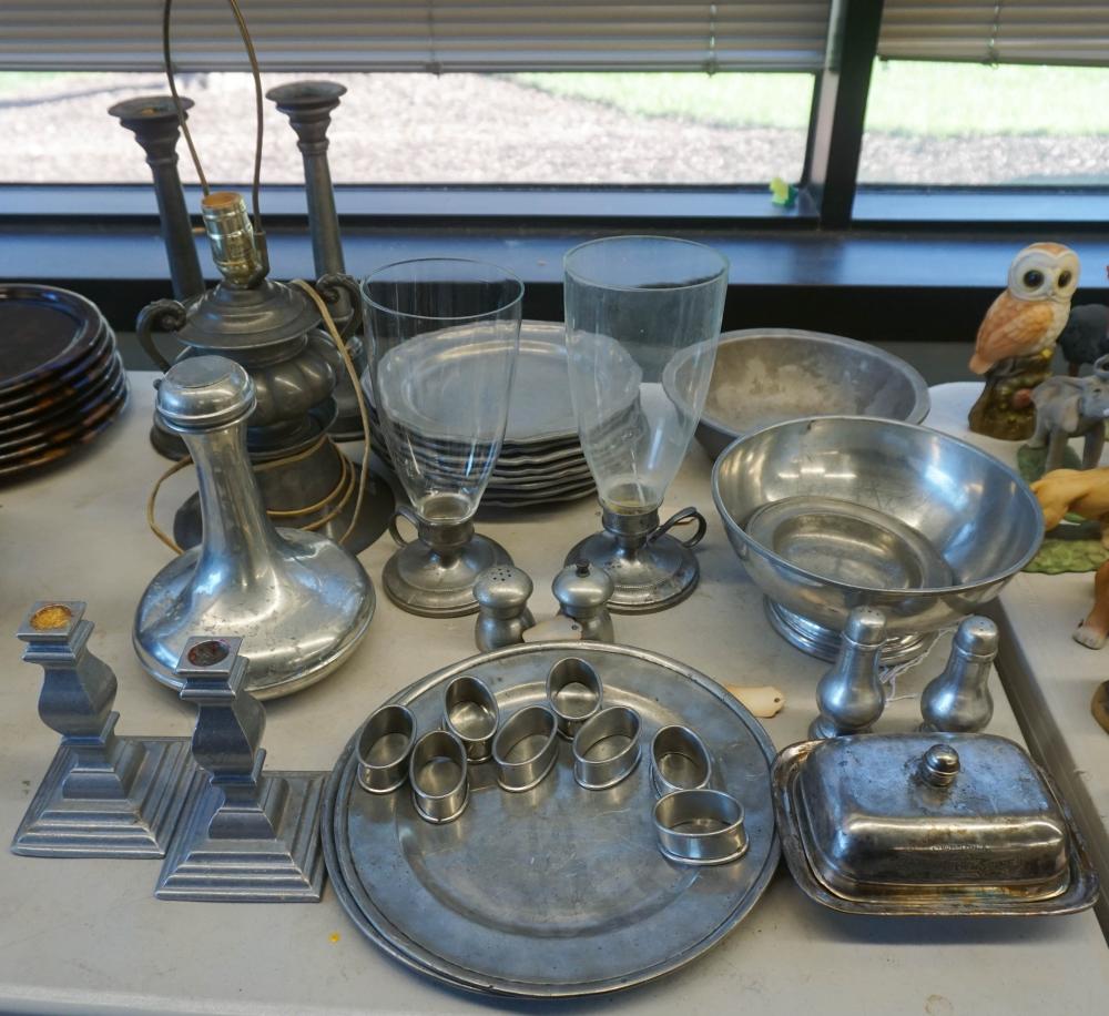 COLLECTION OF PEWTER AND SILVERPLATE