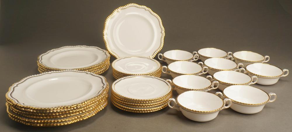 SPODE HALLMARK 34 PIECE PARTIAL 2e5e03