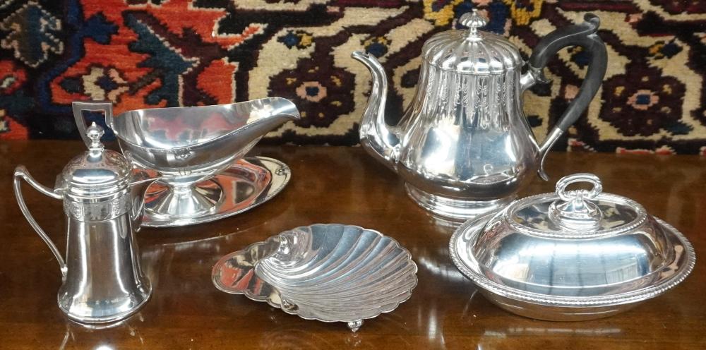 COLLECTION OF ENGLISH SILVERPLATE