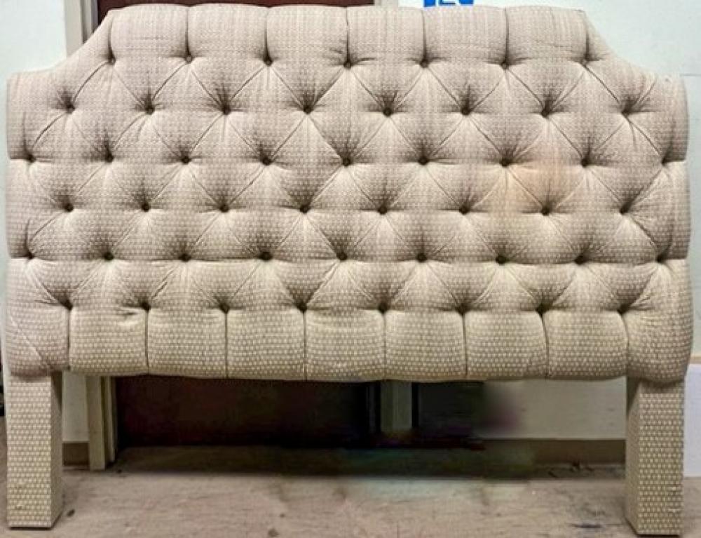 CONTEMPORARY UPHOLSTERED QUEEN HEADBOARDContemporary