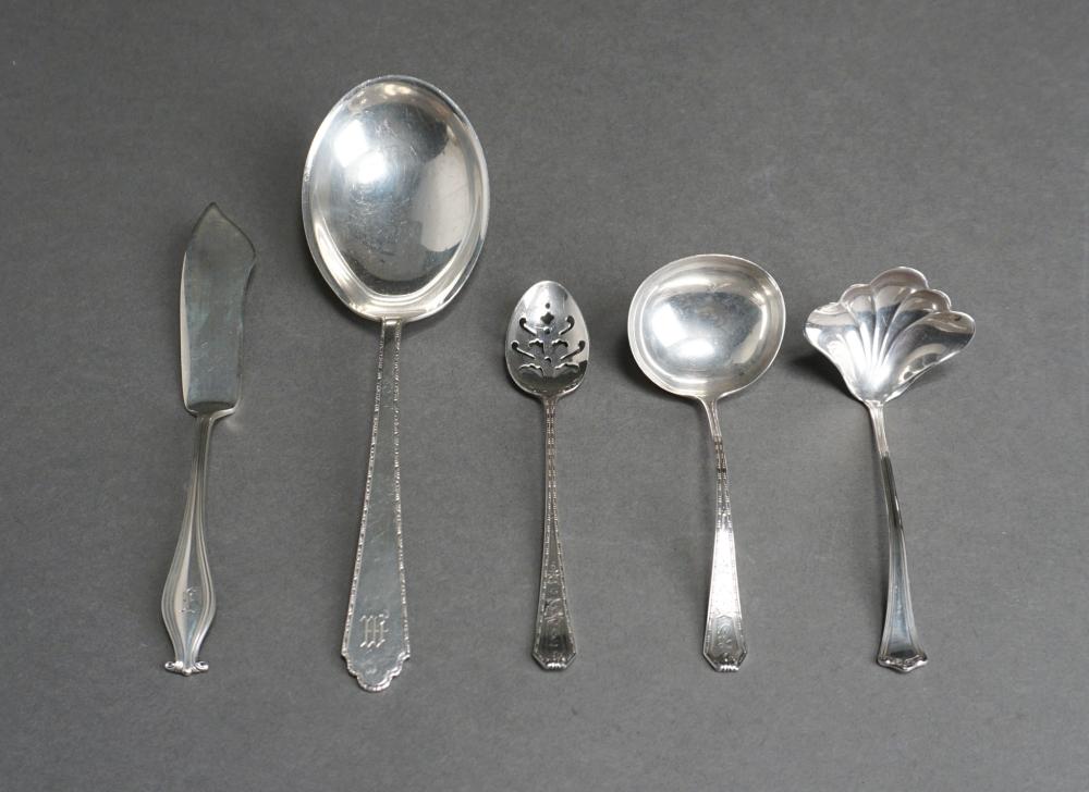 FIVE ASSORTED AMERICAN STERLING 2e5f0a
