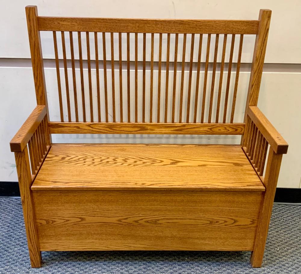 OAK STORAGE BENCH W: 43 1/2 IN.