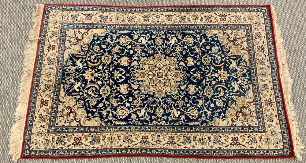 NAIN RUG 5 FT 7 IN X 3 FT 7 INNain 2e5fa2