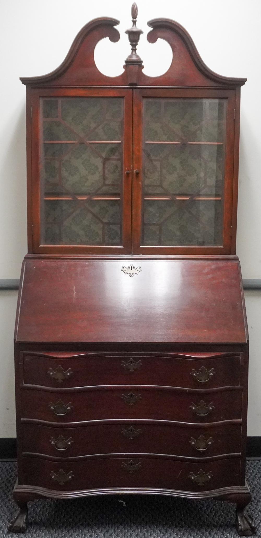 CHIPPENDALE STYLE MAHOGANY SLANT-FRONT