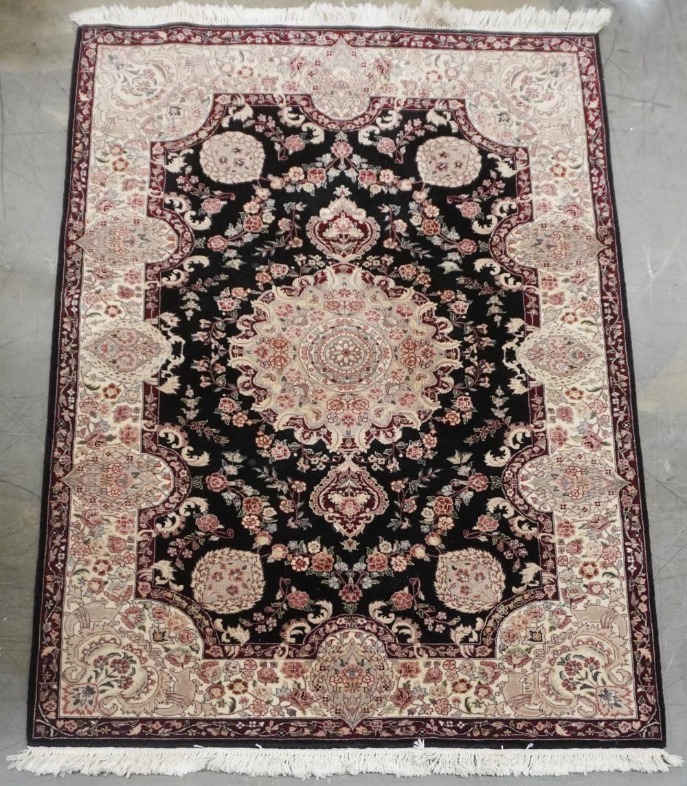 TABRIZ RUG, 6 FT X 4 FT 1 INTabriz