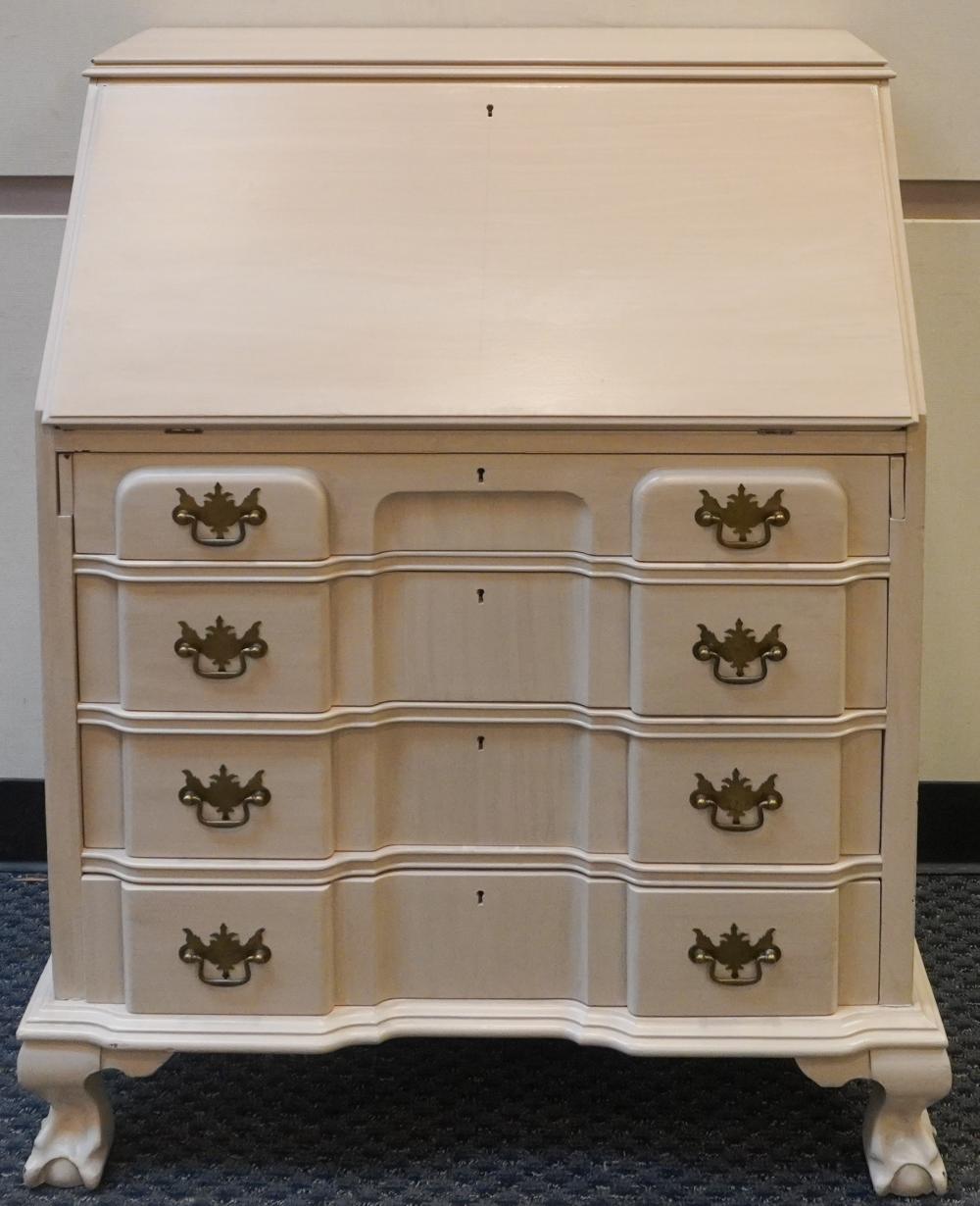 CHIPPENDALE STYLE PAINTED BLOCK-FRONT
