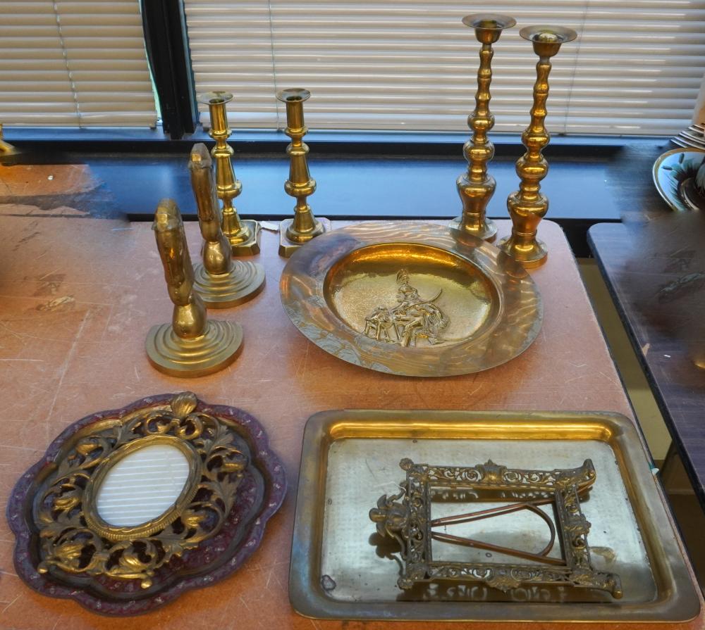 COLLECTION OF BRASS TABLE ARTICLESCollection