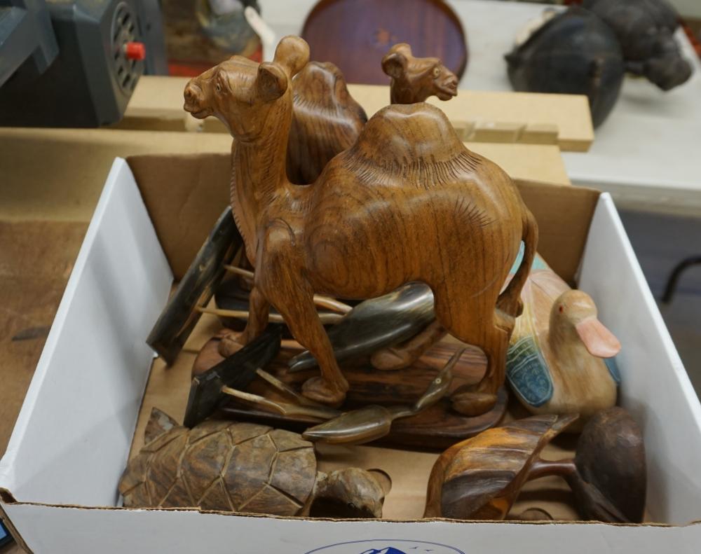 COLLECTION OF CARVED WOOD ANIMAL FIGURESCollection