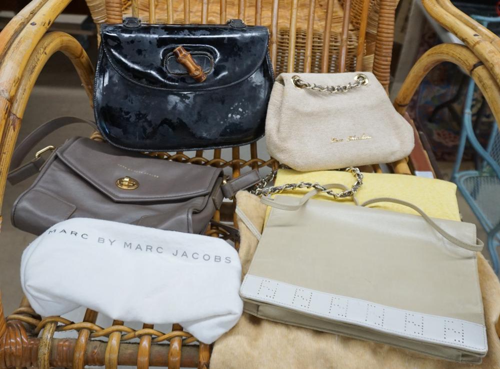 FOUR DESIGNER HANDBAGS AND PURSES 2e62b1