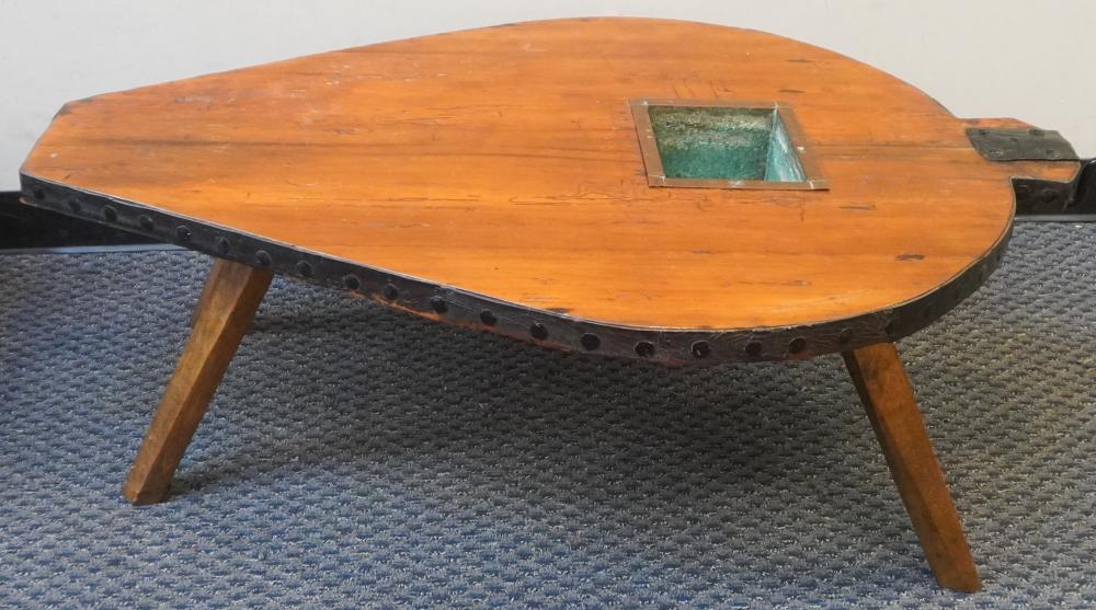 PINE BELLOWS FORM COFFEE TABLE,