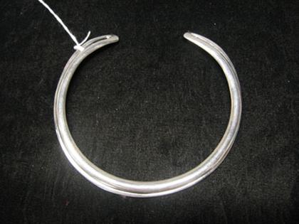 Sterling silver collar necklace 49f9b