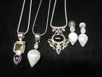 Group of assorted gem set jewelry