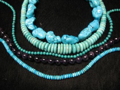 Group of five lengths of turquoise 49fa0