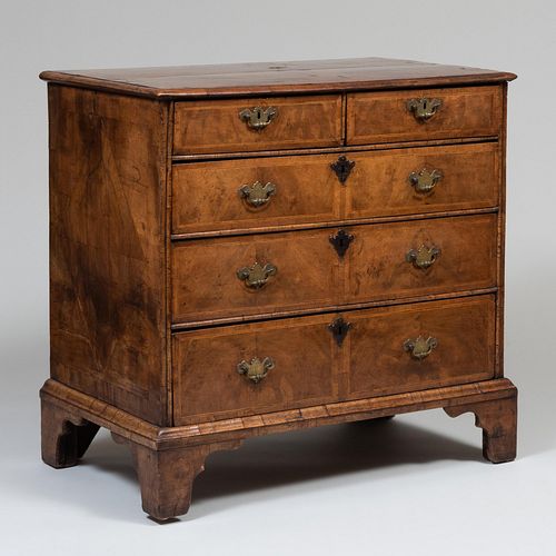 QUEEN ANNE INLAID WALNUT CHEST 2e3cbd