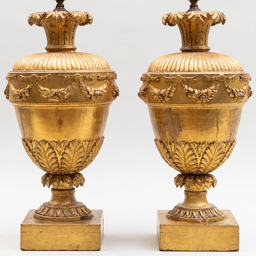 PAIR OF ENGLISH GILTWOOD URN FORM 2e3d5a