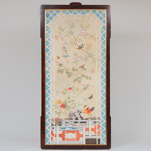 PAIR OF CHINOISERIE DECORATED FLORAL 2e3df8