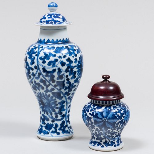 CHINESE BLUE AND WHITE PORCELAIN