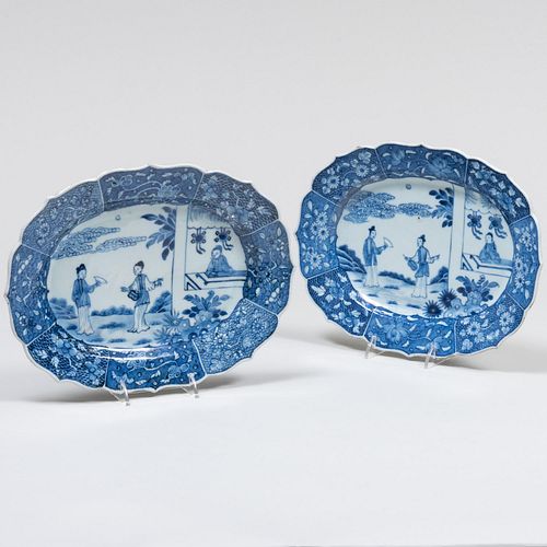 PAIR OF CHINESE EXPORT BLUE AND