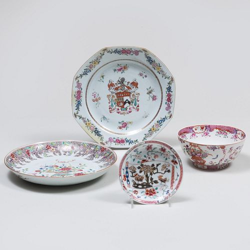 GROUP OF CHINESE EXPORT PORCELAINUnmarked Comprising A 2e3e86