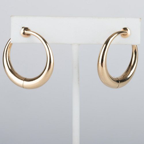 PAIR OF 14K GOLD HOOP EARRINGSMarked 2e3ed2