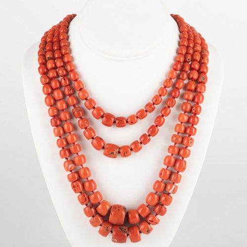 FOUR-STRAND CORAL BEAD NECKLACEWith