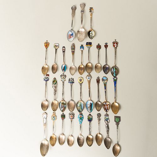 GROUP OF TWENTY-NINE SILVER AND