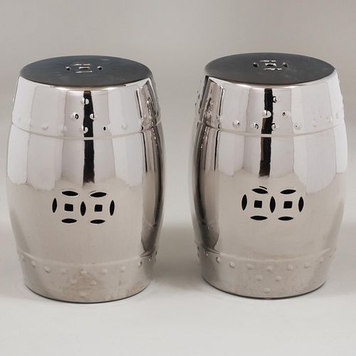 PAIR OF SILVER LUSTRE GLAZED CERAMIC 2e3f78