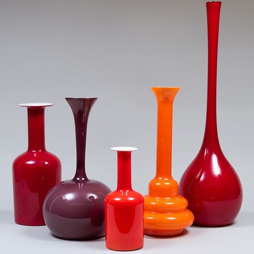 GROUP OF FIVE COLORED GLASS VASESThe