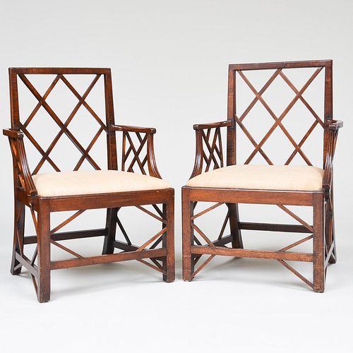 PAIR OF GEORGE III CARVED MAHOGANY 2e409d