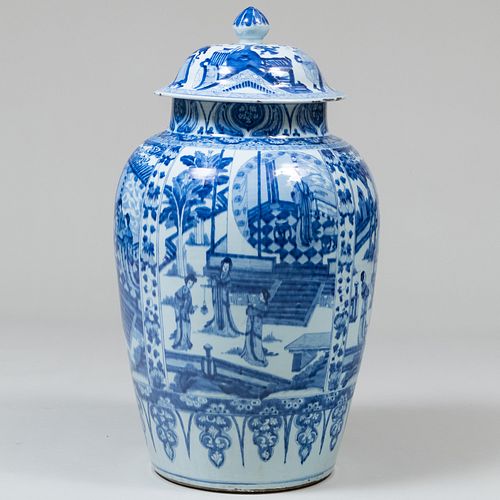 CHINESE BLUE AND WHITE PORCELAIN 2e40df