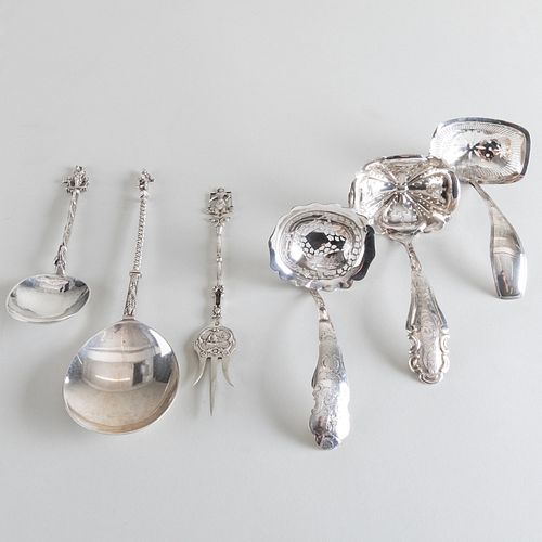 GROUP OF DUTCH SILVER SERVING UTENSILSVariously